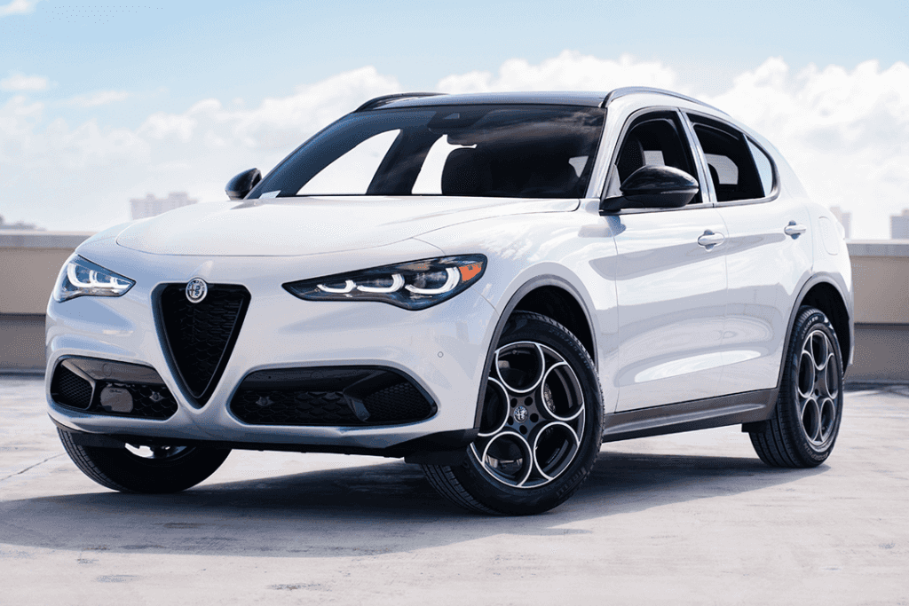 2024 Alfa Romeo Stelvio Sprint RWD