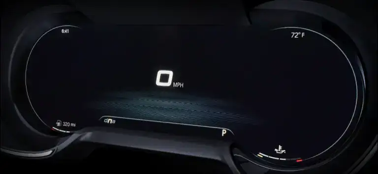 my26-alfa-giulia-interior-gallery-digital-cluster-mobile