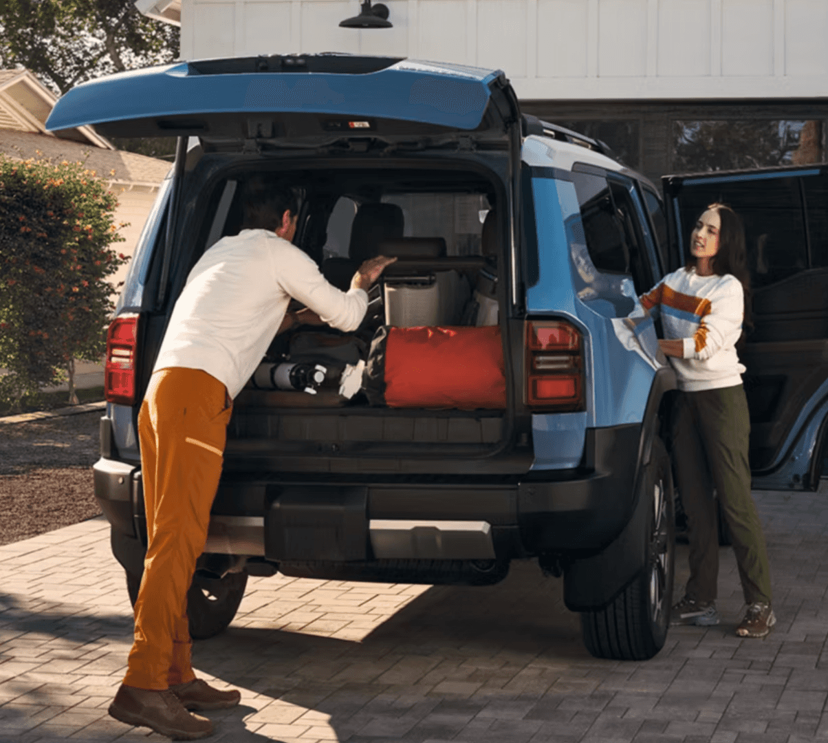 2026-toyota-land-cruiser-cargo-space