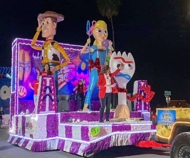 Community and Events - McAllen-Holiday-Parade-1