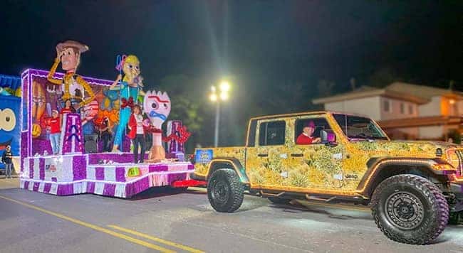 Community and Events - McAllen-Holiday-Parade-3