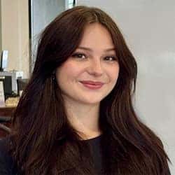 Victoria  Guidi