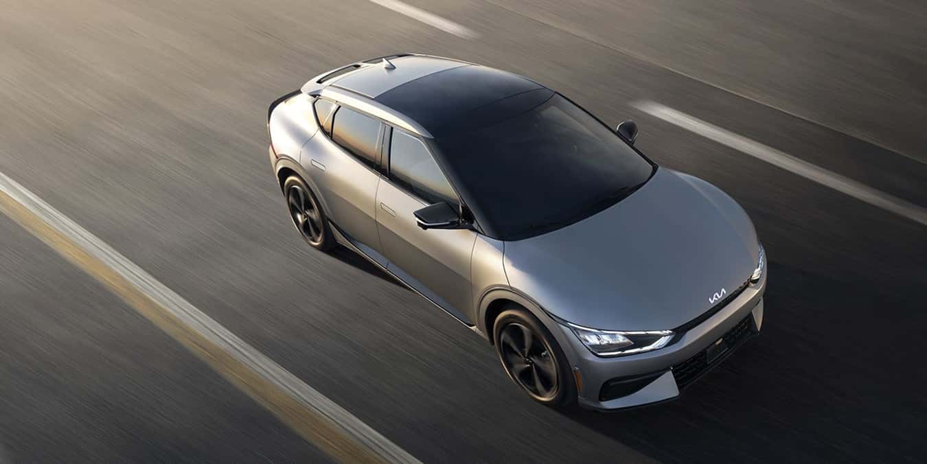 Kia-Vehicle-on-Open-Road