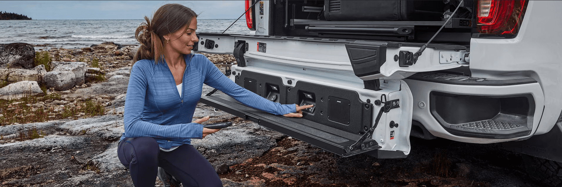 GMC Sierra 1500 MultiPro Tailgate