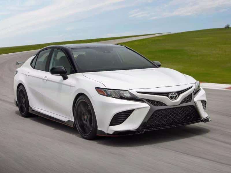 Features of the new 2023 Toyota Camry near Darien GA