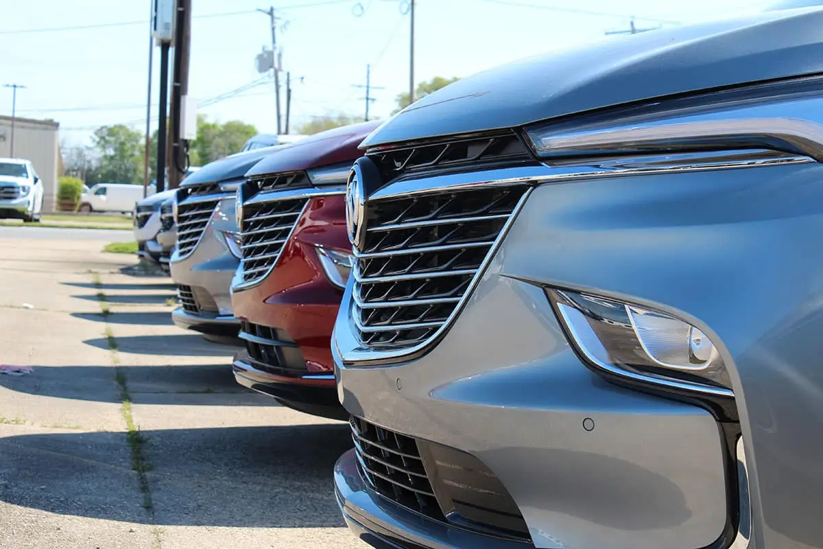 Buick vehicle grills