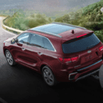 Kia Sorento towing a trailer