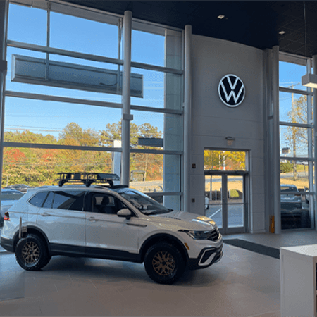 Sala de exposición de VW Marietta