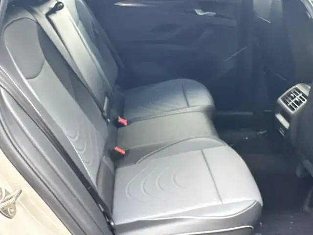 2026 Volkswagen Tiguan Interior