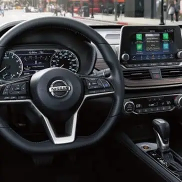 2020-nissan-altima-dashboard