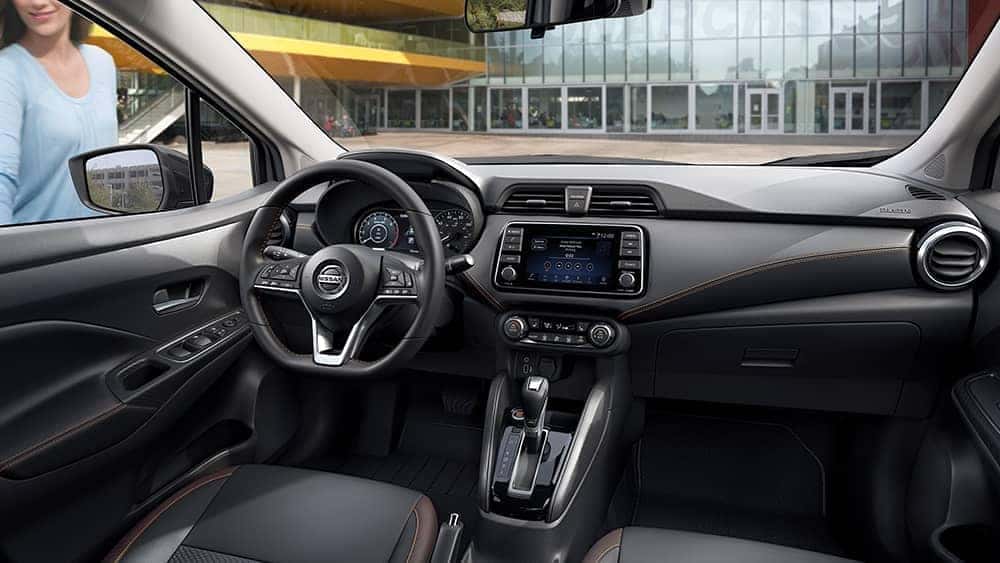 2020-Nissan-Versa