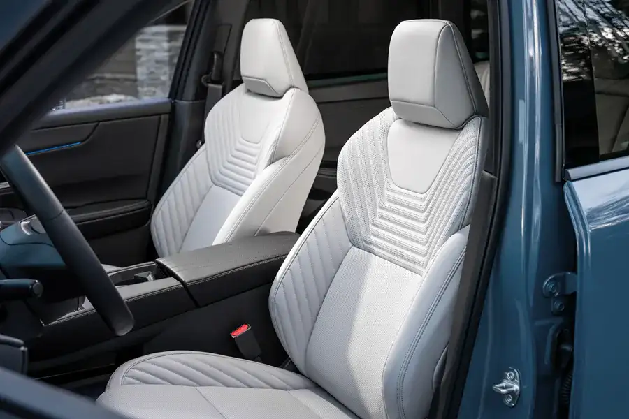 2027 Nissan Rogue Hybrid Seating