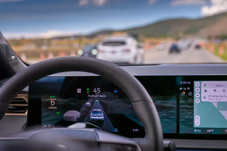 2027 Nissan Rogue Hybrid Tech