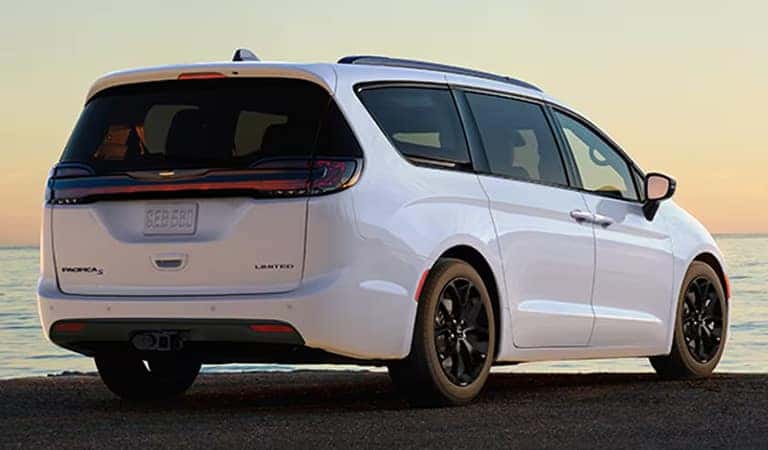 New 2025 Chrysler Pacifica Duluth GA