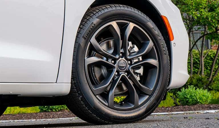 New 2026 Chrysler Pacifica Duluth GA