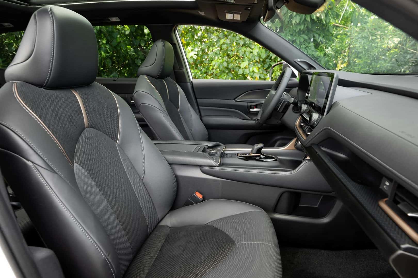 The Front Row Seats Of The 2025 Toyota Grand Highlander