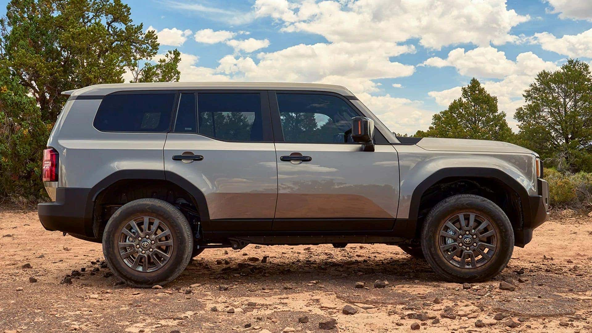 The Side Profile Of The Adaptable And Dependable Toyota Land Cruiser