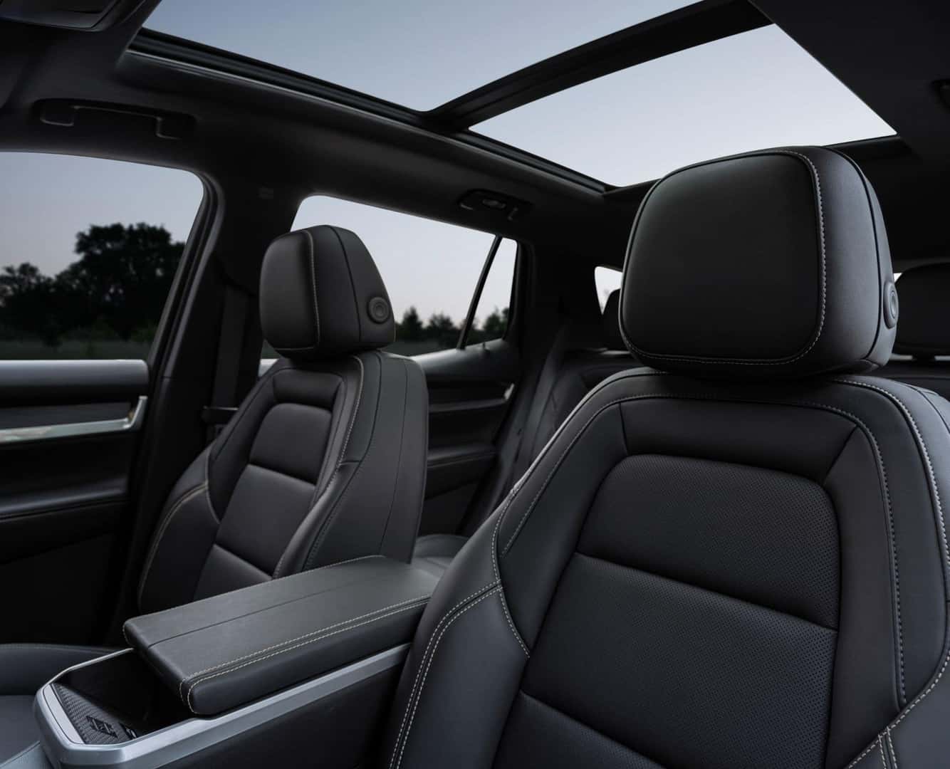 2025 GMC Terrain Interior Front Seats