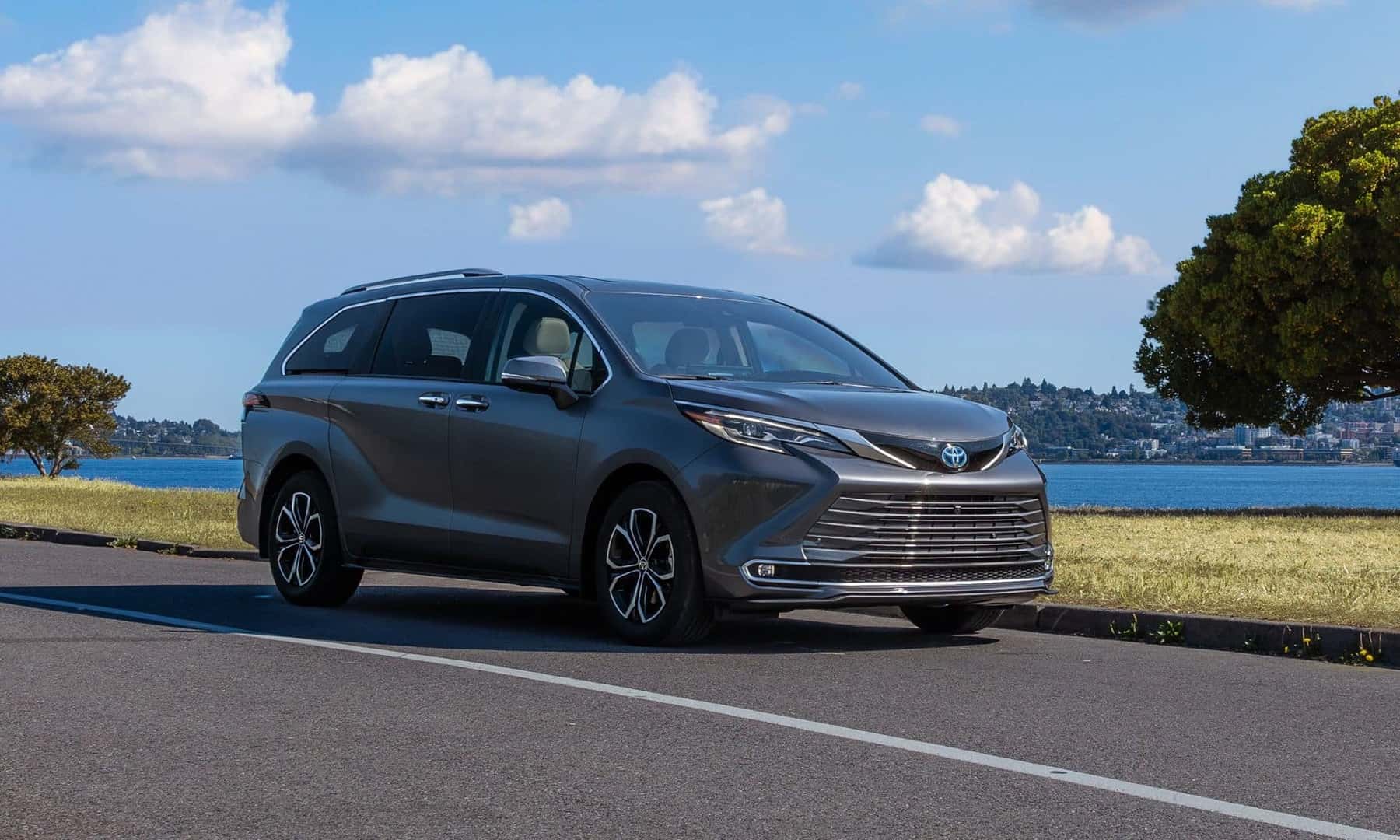 The Feature-Rich And Expansive 2025 Toyota Sienna Platinum Driving On The Highway