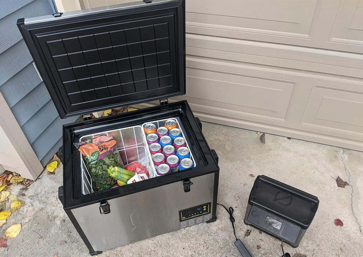 Electric Cooler Plugged into Portable Powerbank