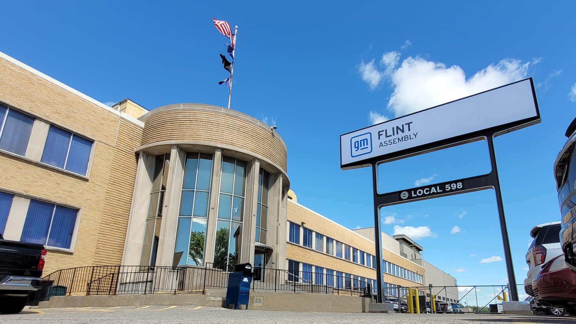 GM Flint Assempby Plant Sign