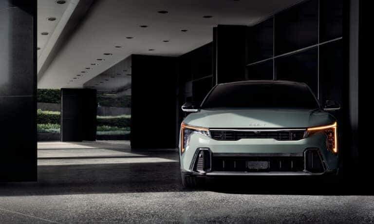 2026 Kia K4 Exterior Parked By Building