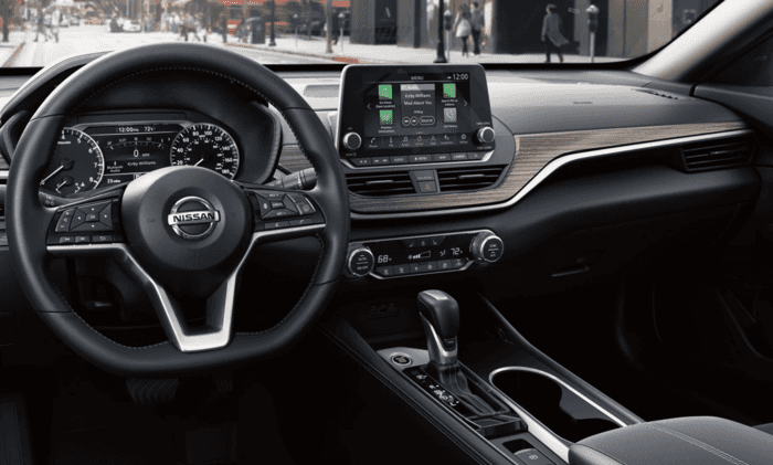 2020 Nissan Altima Interior Tenneson