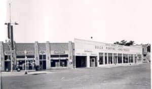 The Garage in Weld County , Greeley Co