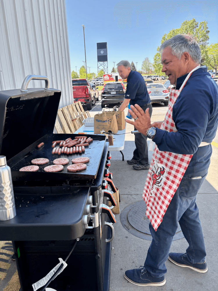 Warren Yoder at the grill for the WCG parts team appreciation lunch
