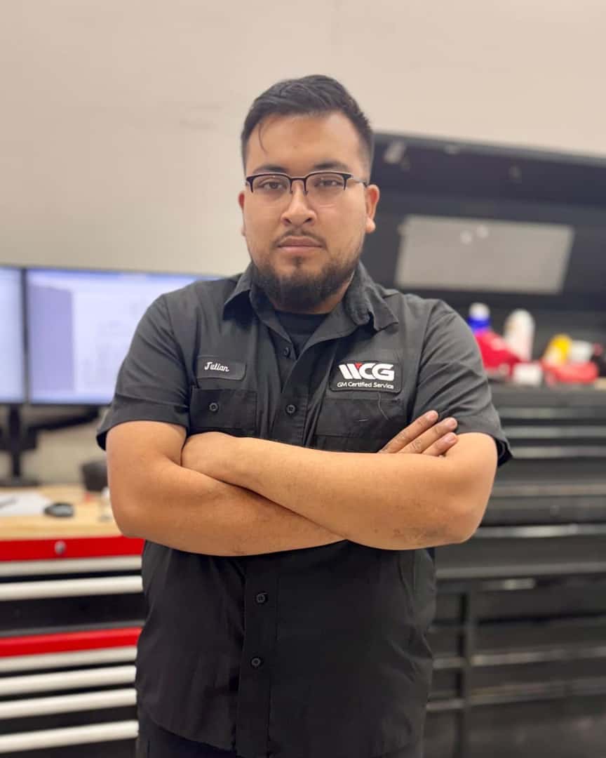 Julian Hernandez, Gold Technician at Weld County Garage GMC
